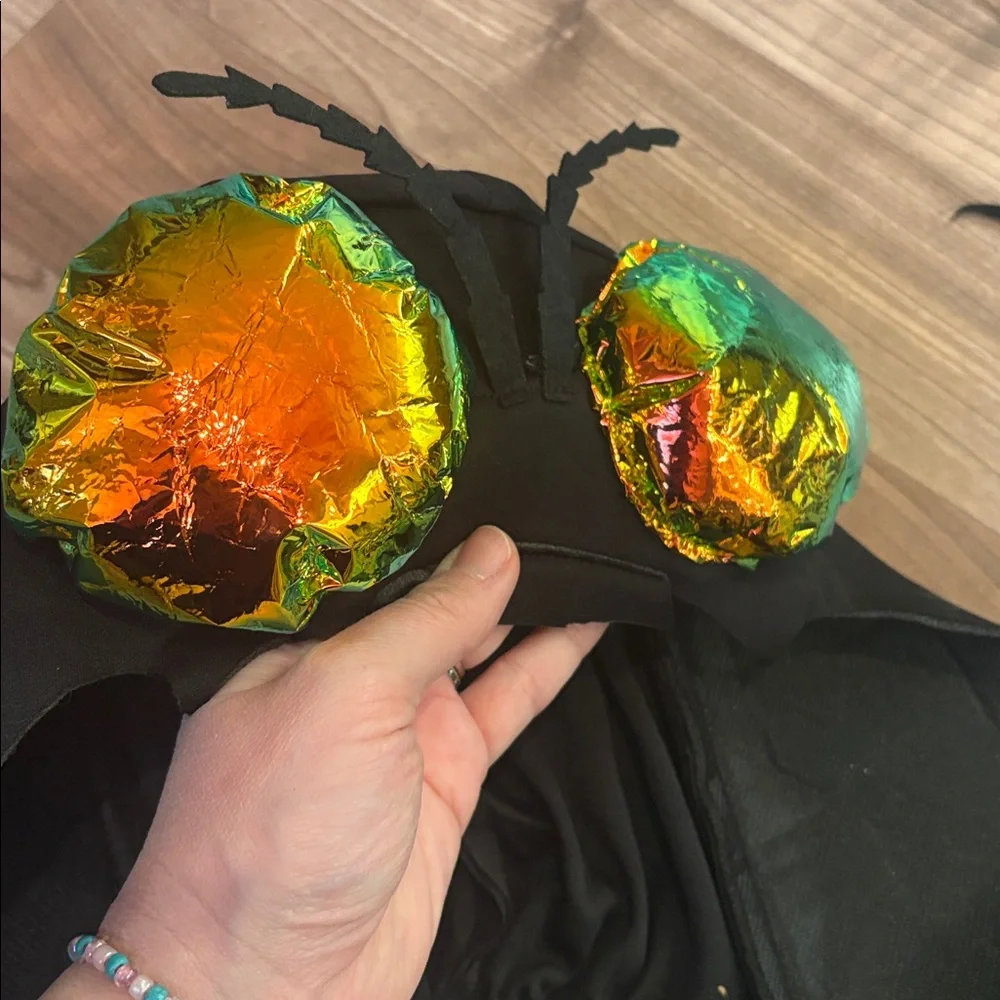 Size Large beetle costume 🪲 - Picture 2 of 4